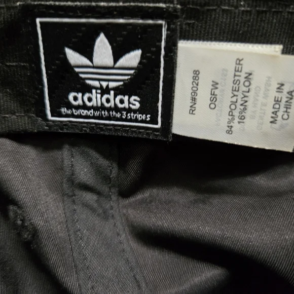 Adidas Black Cap - Picture 5 of 8